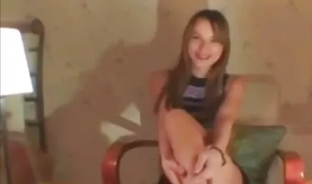 Кроки на порно відео груповуха кухні