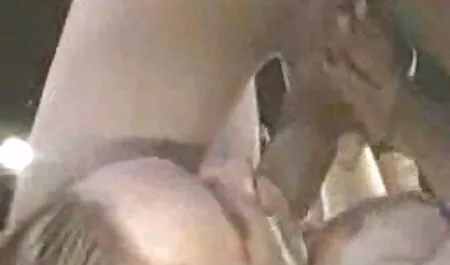 Секс відео секс з мамою з молодими спортсменами