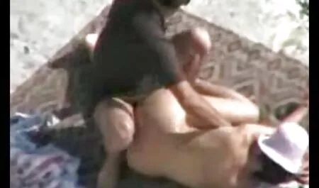Секс на відкритому повітрі з випускним класом порно безплатне відео відмінний