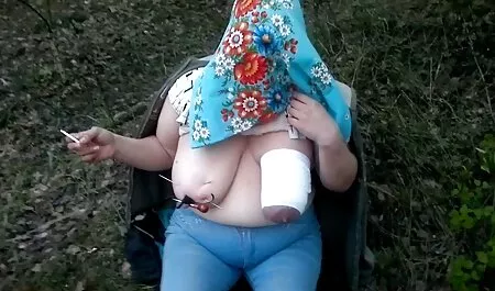 Партнери гвалтували тримаючи член між ніг відео перший секс