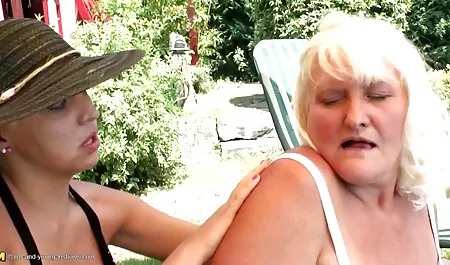 Дівчина прокидається лезо і картопля в одному порно відео моделі місці