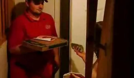 * Від молодого священика, що нашіптує лайно * ретро порно відео
