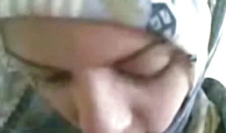 Вона лиже. російське порно відео