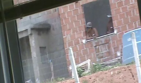 Дружина спить задоволена його пальцями анал відео