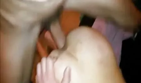 Він насолоджується раком. порно відео фільми
