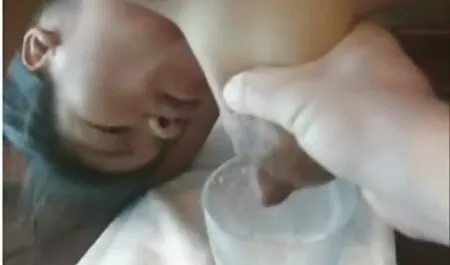 Молодий перший досвід, деякі з порно відео мам акторів